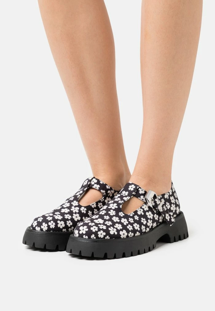 AMELYAA - Slip-ons - black/white Call It Spring AMELYAA - Slip-ons - Black/white -Call it Spring Shop 02c4b2750b394e6d944eb40548df09b5