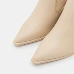 Call It Spring VEGAN NADIAA - Over-the-knee Boots - Ice -Call it Spring Shop 033be9cb8f054cf182f3319cc0f8c88b