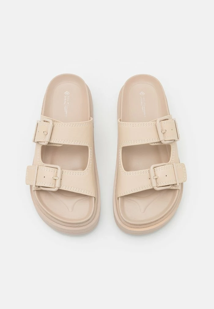 JAZMINE - Mules - other white Call It Spring JAZMINE - Mules - Other White -Call it Spring Shop 063d93bc9493490fab0ceec4a8ee0e4f