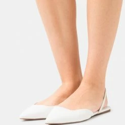 Call It Spring REDEFINED - Sandals - White