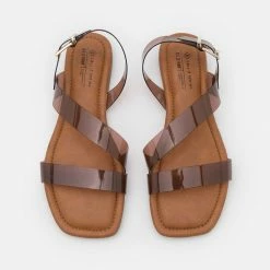 Call It Spring VEGAN IGGY - Sandals - Brown 7 Call It Spring VEGAN IGGY - Sandals - Brown -Call it Spring Shop 23792f84853b429f915403f598f0d81d
