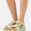 Call It Spring TINSLEY - Platform Sandals - Light Green