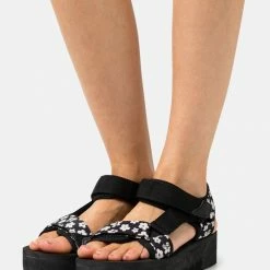 Call It Spring TINSLEY - Platform Sandals - Black/white