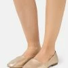Call It Spring SAMANTHA - Slip-ons - Gold -Call it Spring Shop 6ae0ab390d9c4126bc32334d0ca5cabc