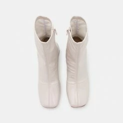 Call It Spring VEGAN DECISIVE - Classic Ankle Boots - Ice -Call it Spring Shop 7509e503ae3f453ca8c93f1a698b63d8