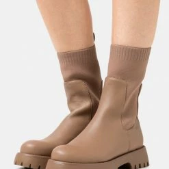Call It Spring VEGAN KELSEYY - Platform Boots - Light Brown