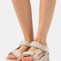 Call It Spring TINSLEY - Platform Sandals - Other Beige