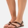 Call It Spring VEGAN IGGY - Sandals - Brown
