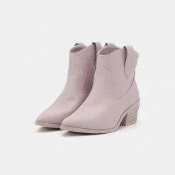Call It Spring VEGAN OUTLAW - Cowboy/biker Ankle Boot - Light Purple -Call it Spring Shop ab0131a695824c07866185c7b76ee5c6