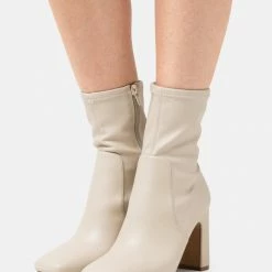 Call It Spring VEGAN TAMERA - Classic Ankle Boots - Light Grey