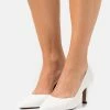Call It Spring VEGAN ARIAA - Classic Heels - White